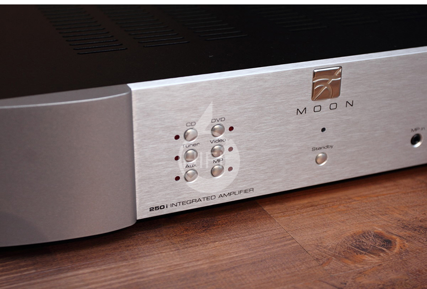 驚雷 Moon Neo 250i,Simaudio Moon Neo 250i,驚雷合并機
